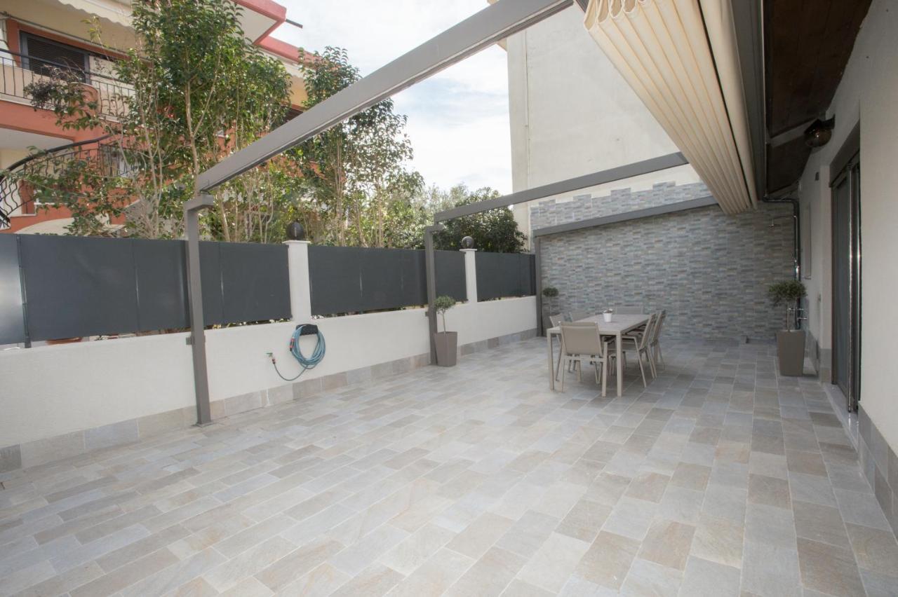 Dolphin Villa Peraia  Bagian luar foto